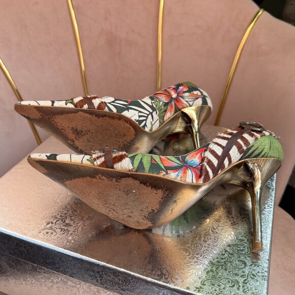Pre-Loved: ALDO Tropical Print 4" Stilettos with Metallic Accents! [Size 37] - Picture 5 of 6